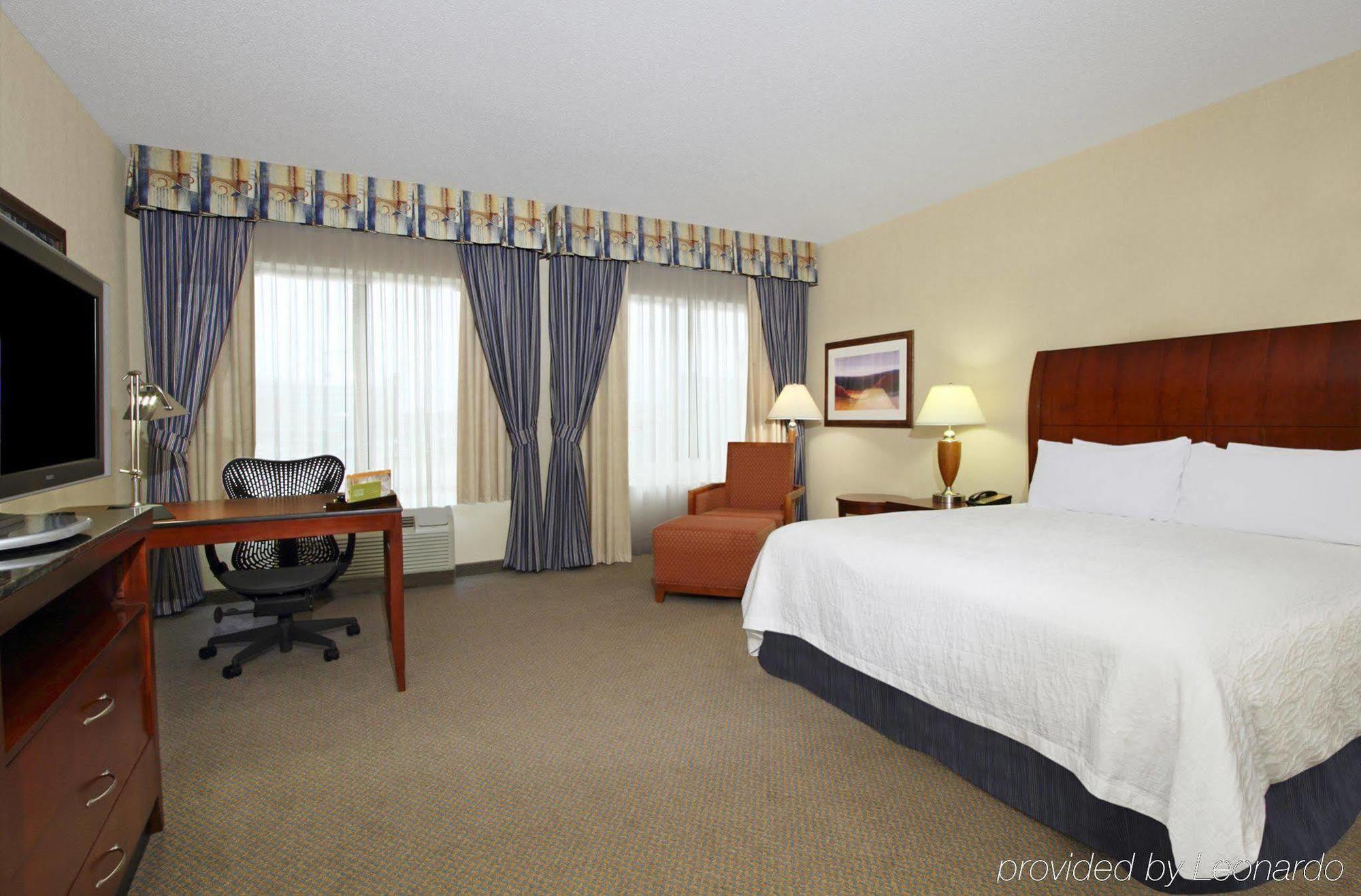 Hilton Garden Inn Columbus-University Area Exteriör bild