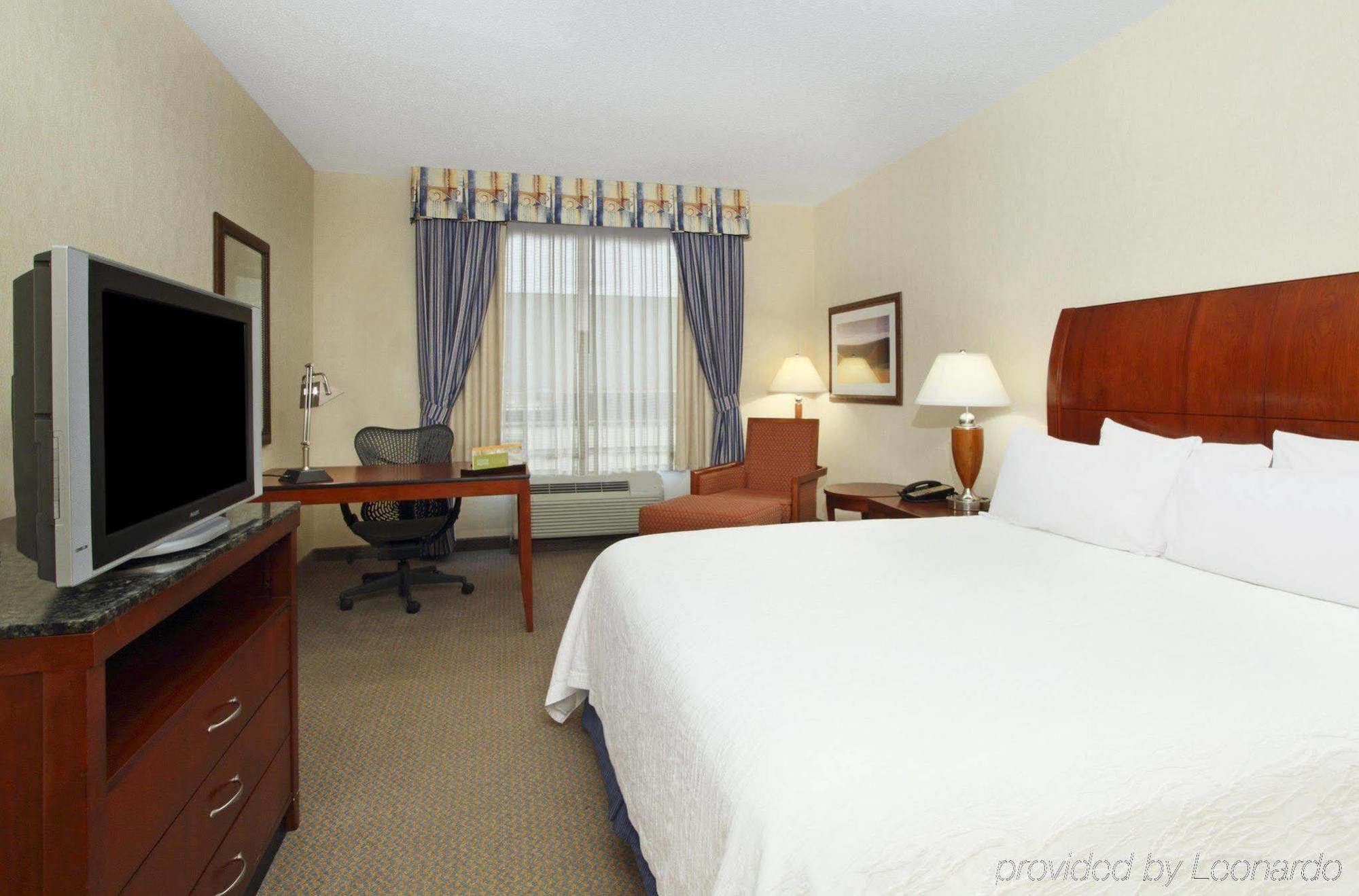 Hilton Garden Inn Columbus-University Area Exteriör bild